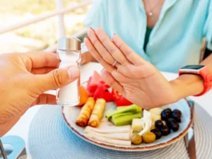 Eating Out on a Kidney-Friendly Diet: How to Order Smart